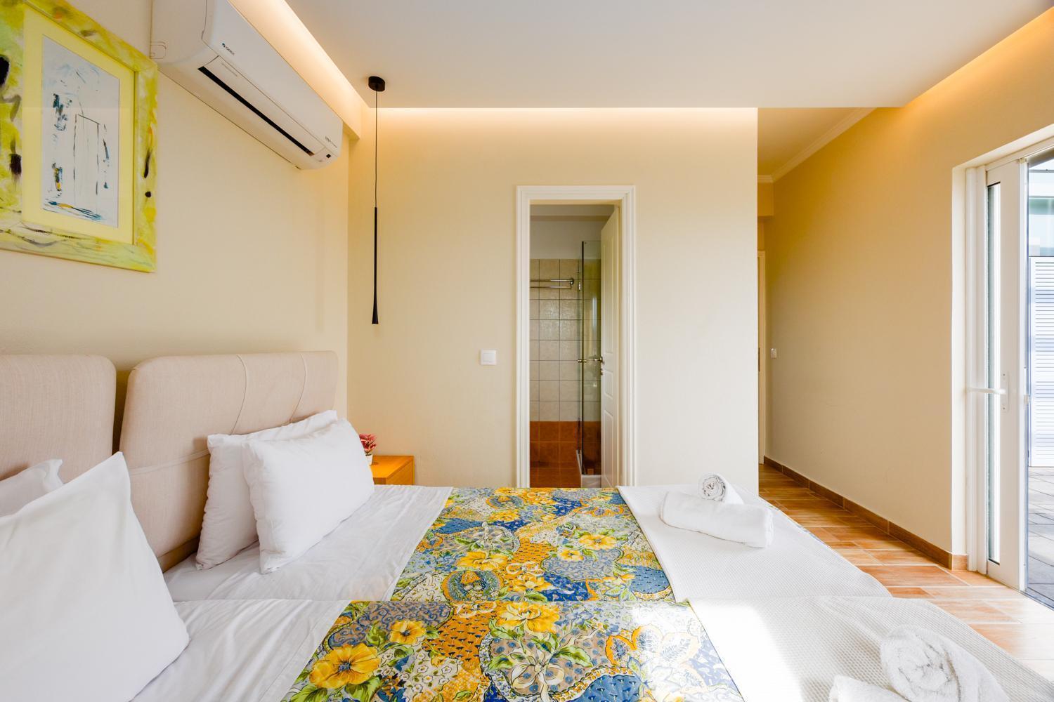 Villa Eleni Agios Stephanos Sidárion Exteriör bild
