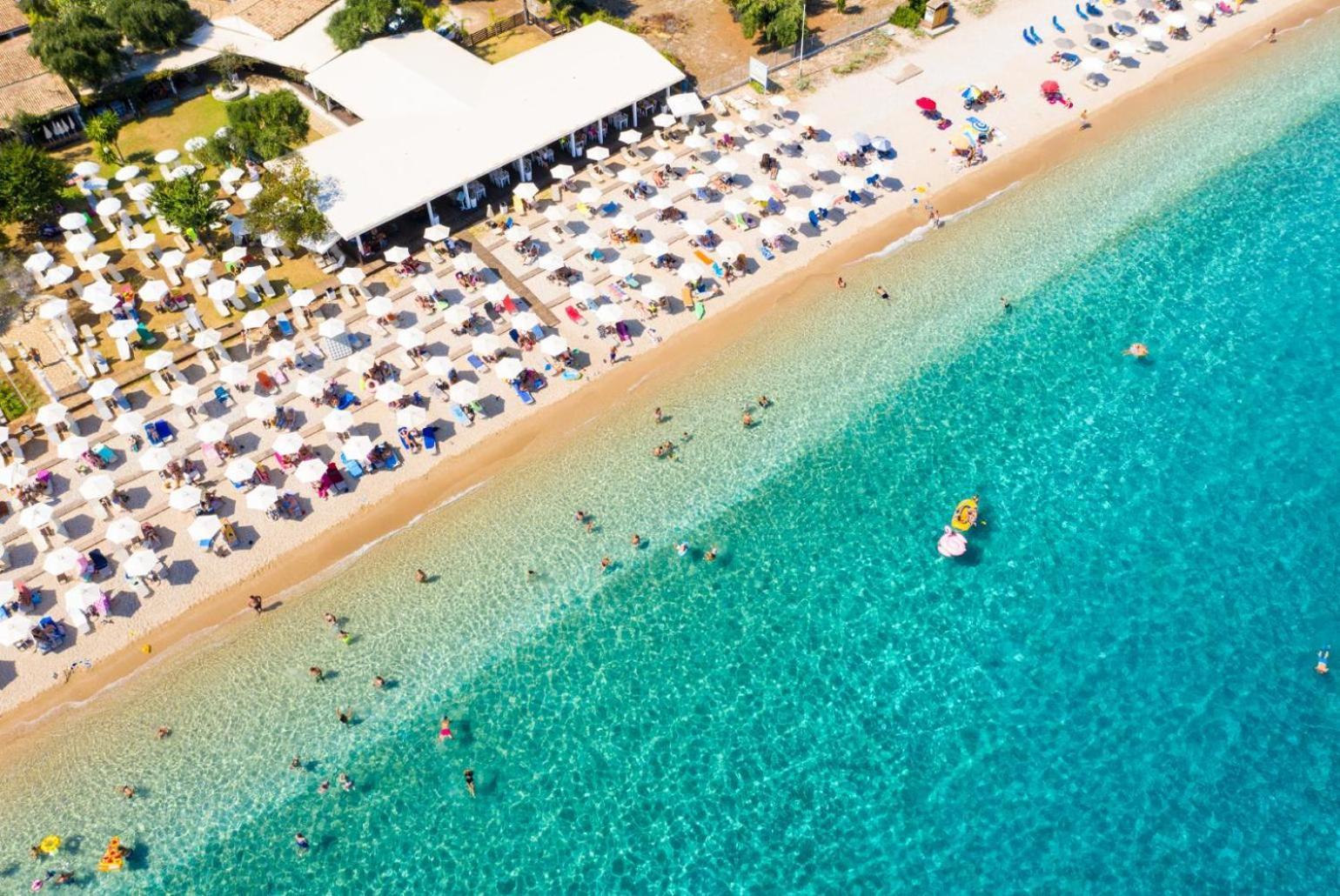Villa Eleni Agios Stephanos Sidárion Exteriör bild