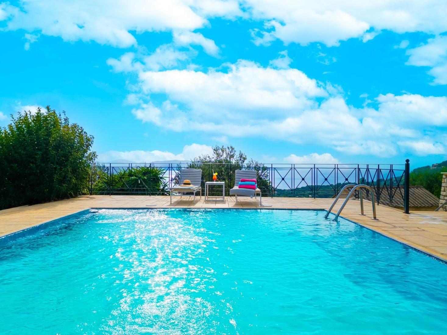 Villa Eleni Agios Stephanos Sidárion Exteriör bild